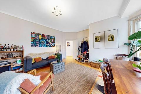 3 bedroom apartment to rent, NW6