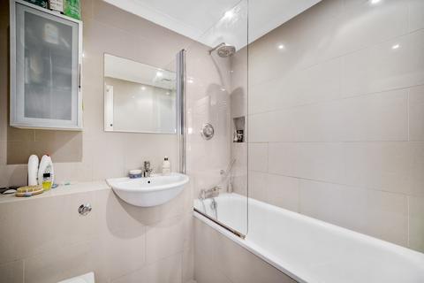 1 bedroom flat to rent, Rosethorn Close, SW12