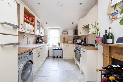 2 bedroom flat for sale, Christchurch Road, Clifton