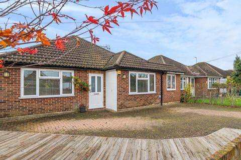 3 bedroom bungalow for sale, Richmond Drive, Shepperton, TW17