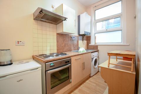 Studio to rent, St. Georges Road, London,  E10