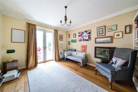 4 bedroom end of terrace house for sale, Trenchard Avenue, Calne, Wiltshire, SN11