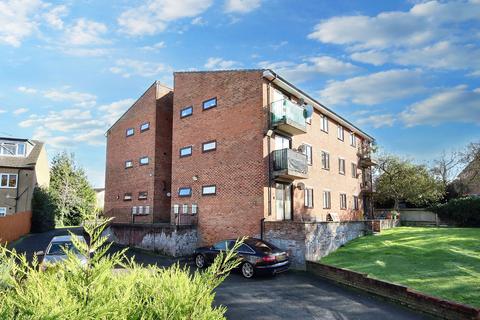 2 bedroom flat for sale, Tristan Lodge, Bushey, WD23