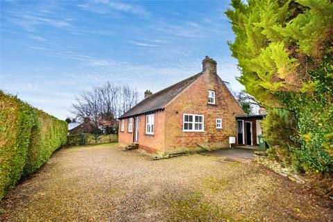 4 bedroom detached house for sale, High Street, Burniston, Scarborough, North Yorkshire, YO13