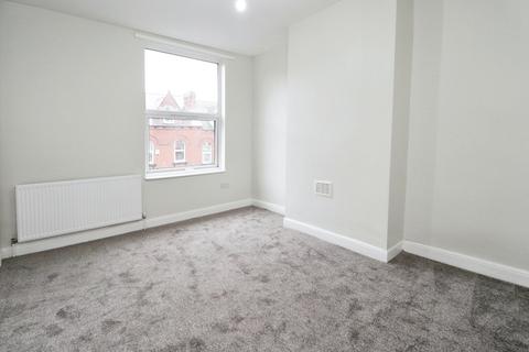 2 bedroom terraced house to rent, Gilpin Terrace, Leeds, West Yorkshire, LS12