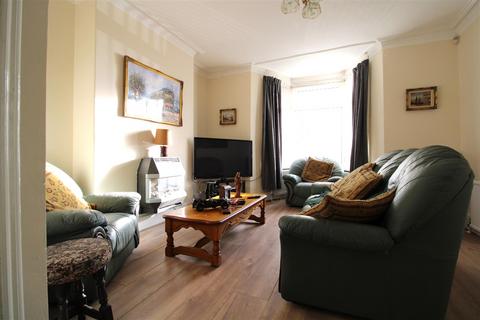 2 bedroom terraced house for sale, Beverley Terrace, Newcastle Upon Tyne NE15