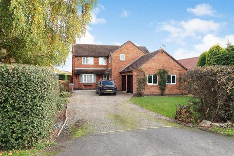 5 bedroom detached house for sale, Main Road, Newport