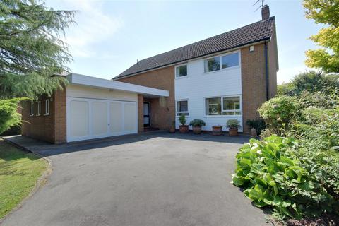 4 bedroom detached house for sale, West Leys Park, Swanland