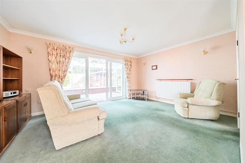 Bradstow Way 2 Bedroom Bungalow Broadstairs - loun