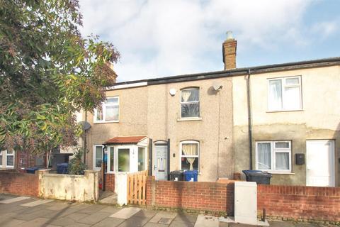 3 bedroom terraced house for sale, Montague Waye, Southall UB2