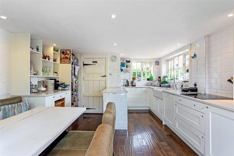 undefined, Pyotts Hill, Basingstoke RG24