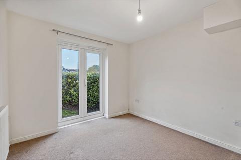 2 bedroom ground floor flat for sale, Frenchs Avenue, Dunstable LU6