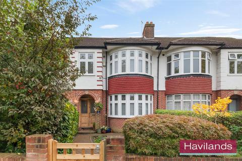 97 Halstead Road, London, N21 3DR