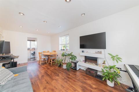 1 bedroom flat for sale, Oakridge Drive, East Finchley