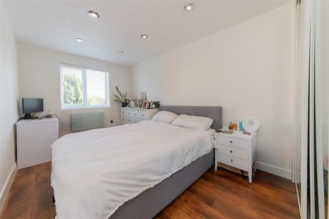 1 bedroom flat for sale, Oakridge Drive, East Finchley