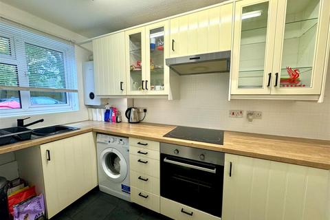 29 Coxmoor Close, Church Crookham, Fleet, GU52 6ES