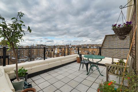 3 bedroom apartment for sale, Queen's Gate Gardens, South Kensington SW7