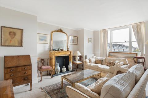 3 bedroom apartment for sale, Queen's Gate Gardens, South Kensington SW7