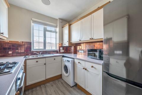 1 bedroom flat for sale, London Road, Kingston Upon Thames, KT2