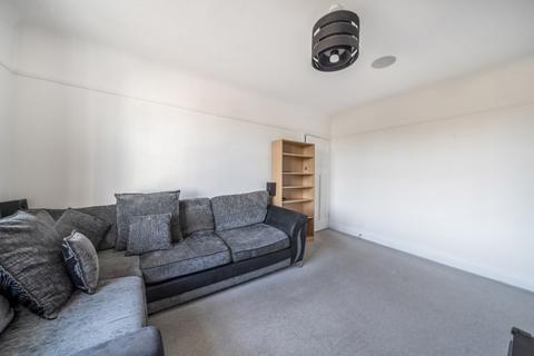 1 bedroom flat for sale, London Road, Kingston Upon Thames, KT2