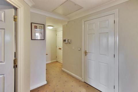 2 bedroom retirement property for sale, Long Street, Thirsk YO7