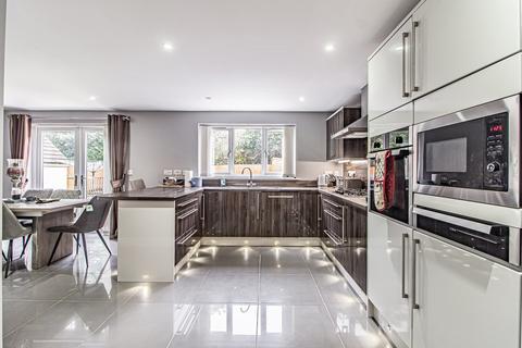 115 Brynteg Green, Beddau, Pontypridd, CF38 2QA