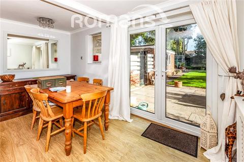 3 bedroom end of terrace house for sale, Perrycroft, Windsor, Berkshire