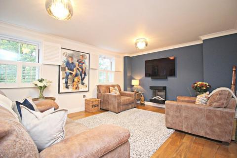 10 Dalton Crescent, Durham, DH1 4FB