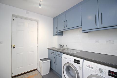 10 Dalton Crescent, Durham, DH1 4FB