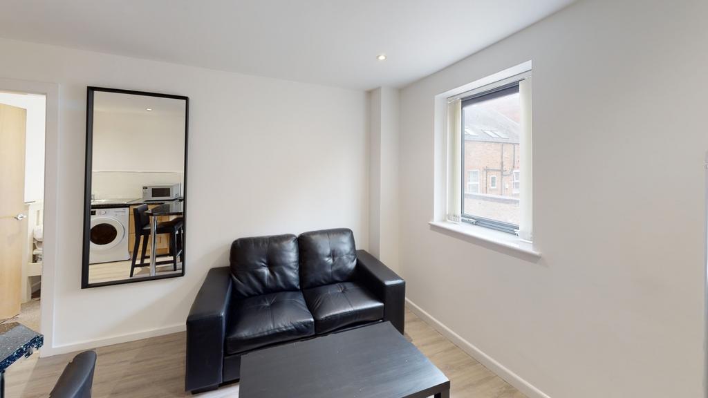 Apartment in Nottingham, Rainbow Quarter, St Ann's - View 2