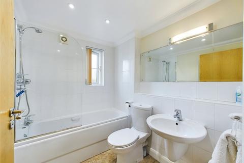 21 Slate Close, Delabole, PL33 9EN