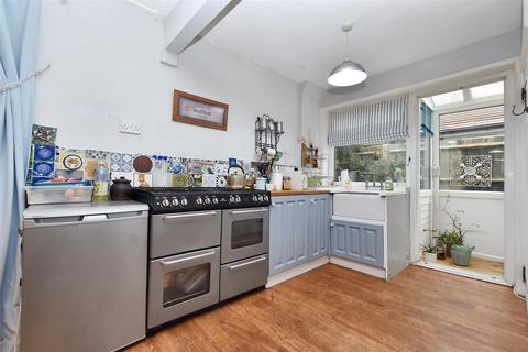 3 bedroom semi-detached house for sale, Richmond Road, Pevensey Bay, Pevensey