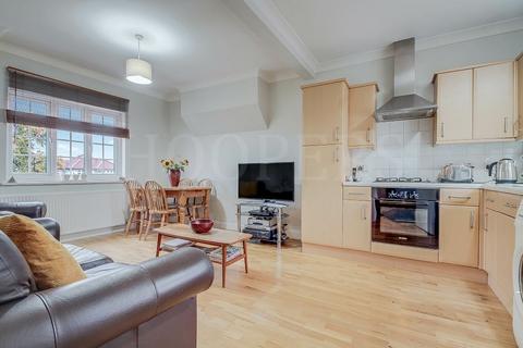 2 bedroom flat for sale, Tudor Gardens, London, NW9