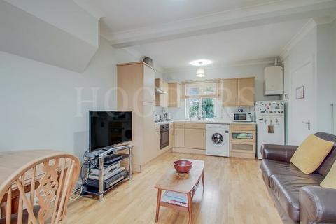 2 bedroom flat for sale, Tudor Gardens, London, NW9