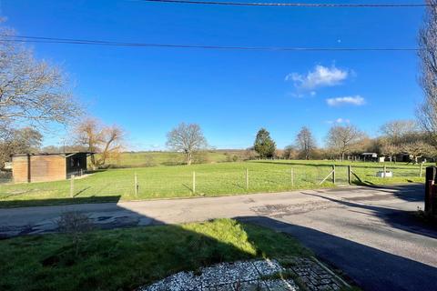 3 bedroom detached bungalow for sale, Kings Court Road, Gillingham