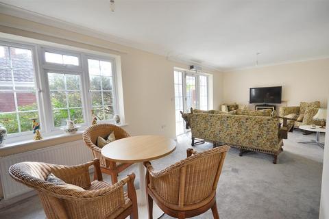 undefined, Kings Court Road, Gillingham