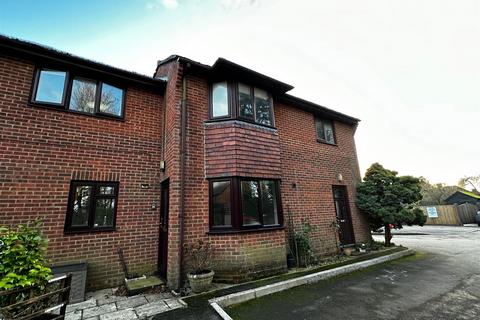 undefined, Phoenix Court, Kingsclere, Newbury