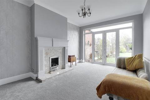 115 Carr Lane, Willerby, Hull, HU10 6JT