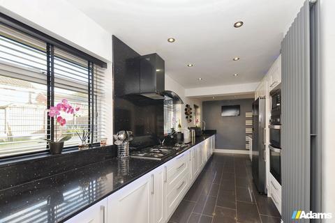 4 bedroom detached house for sale, Snowdrop Close, Runcorn