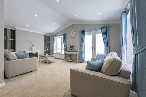 2 bedroom park home for sale, Cheltenham, Gloucestershire, GL50