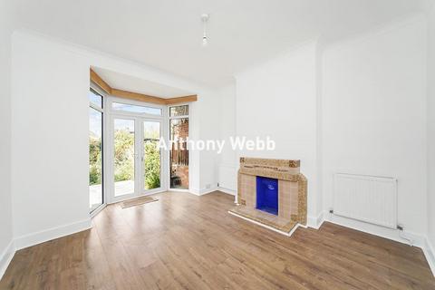 3 bedroom end of terrace house for sale, Ash Grove, Palmers Green N13