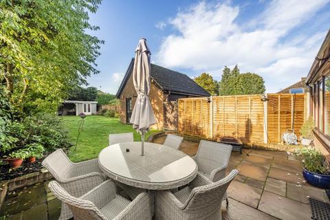 4 bedroom detached house to rent, Barkham Ride,  Wokingham,  RG40