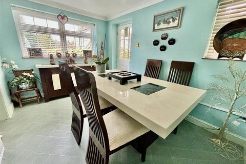 4 bedroom house for sale, Mulgrave Road, Frimley GU16