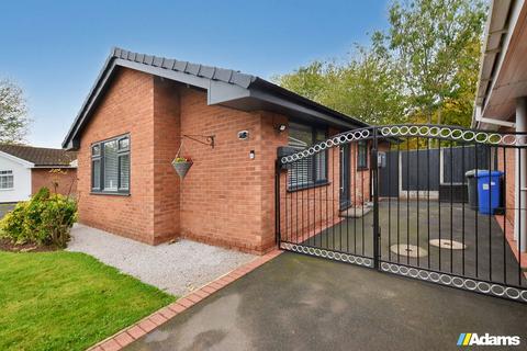 2 bedroom detached bungalow for sale, Haweswater Close, Beechwood