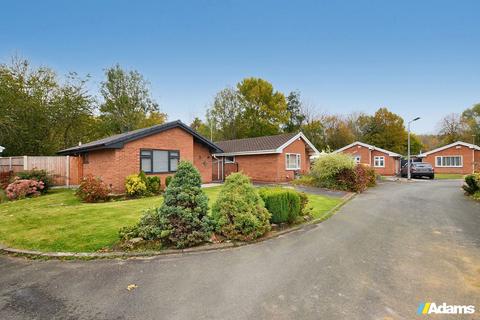 2 bedroom detached bungalow for sale, Haweswater Close, Beechwood