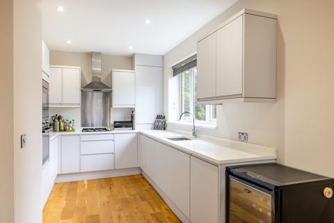 2 bedroom flat for sale, Smitham Bottom Lane, Purley, CR8