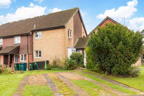 1 bedroom semi-detached house for sale, Guinevere Road, Crawley RH11