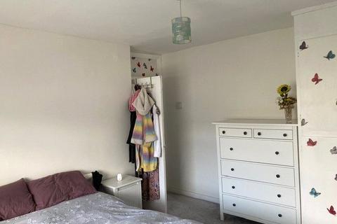 14 Kenmare Road, Bristol, BS4 1PB