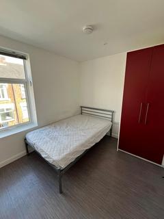 4 bedroom house share to rent, Watford Street