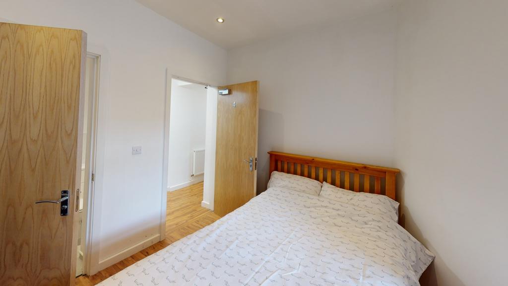 6-54-Glasshouse-St-Bedroom(4)